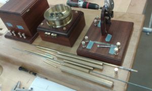 Marconi vastuvõtja materjalide valik ja koheereri hoidja-regulaator